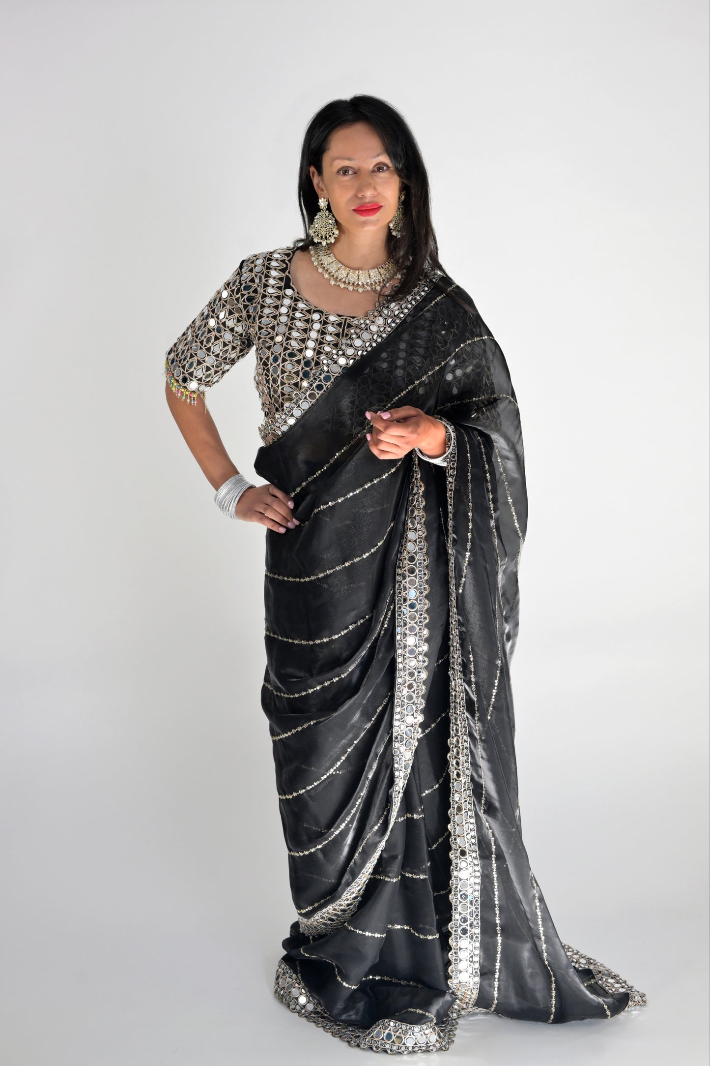 Mirror Radiance – Black