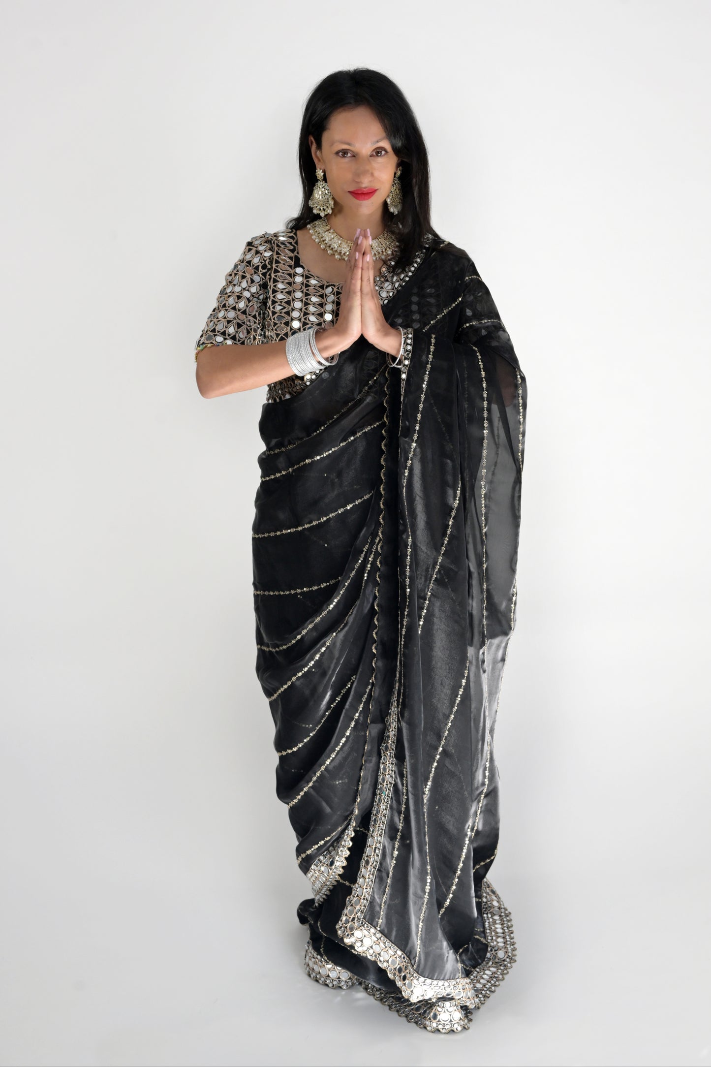 Mirror Radiance – Black